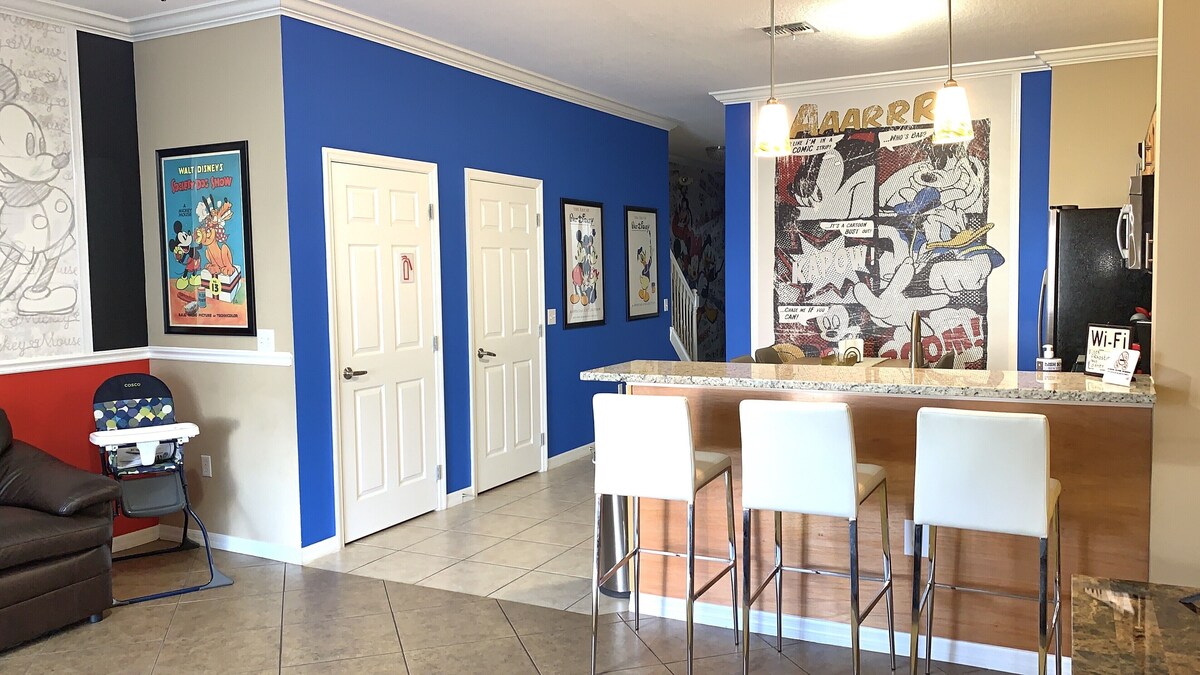 Disney house “WITH SPLASH POOL” 8 guests 3 bedrooms 6 beds 3 baths