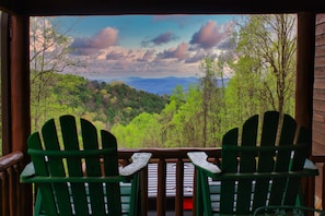 Mustang Haven at Leatherwood Mountains