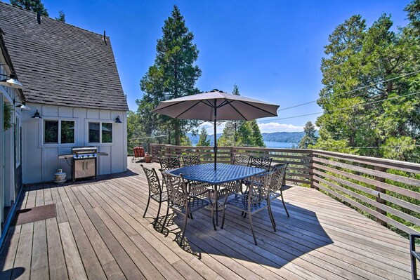 Lake Arrowhead Vacation Rental | 4BR | 2BA | 2 Stories | 1,200 Sq Ft