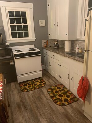 Kitchen, with oven and stove combo. 