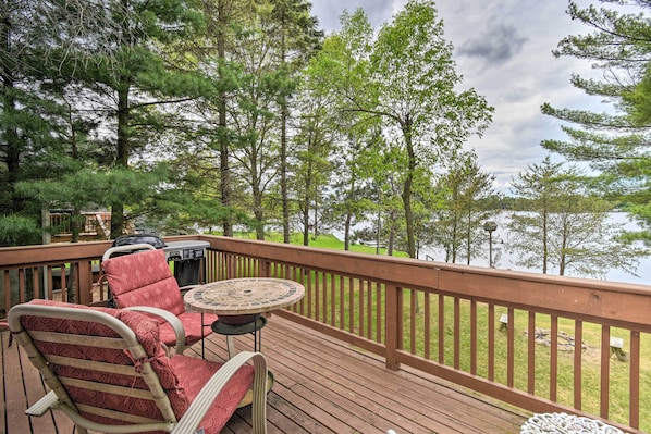 Get away from the city and stay at this beautiful Nekoosa house!