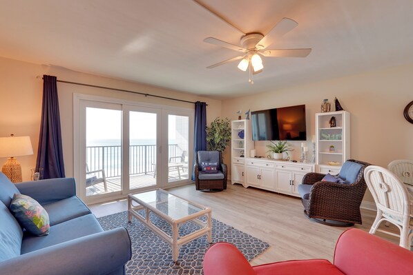 Panama City Beach Vacation Rental | 2BR | 2BA | Step-Free Entry | 893 Sq Ft