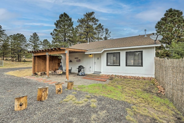 Flagstaff Vacation Rental Home | 2BR | 1BA | 920 Sq Ft | No Stairs Home Exterior