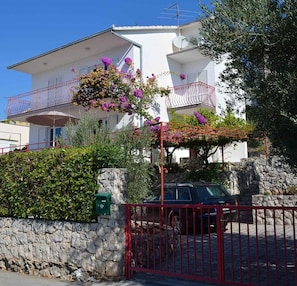 Neu: Villa PRANA