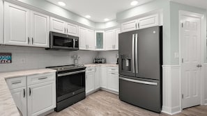 All new kitchen quartz counters
