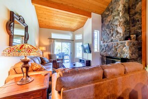 Living Room with Woodburning Fireplace, Free Wood and Views to Mammoth Mountain!