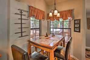 Dining Area | Dishware & Flatware