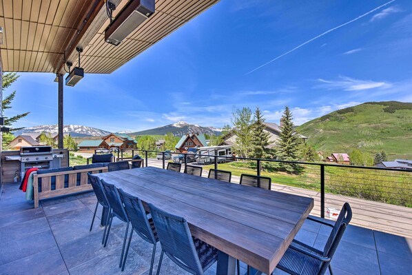 Mt. Crested Butte Vacation Rental | 4BR | 3BA | Stairs Required | 2,600 Sq Ft