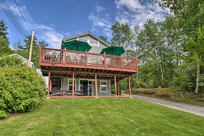 The 2-story retreat boasts a deck!
