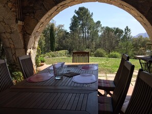 Outdoor dining
