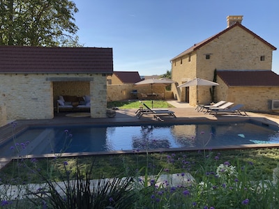 Splendide maison climatisée en Périgord noir-piscine privée