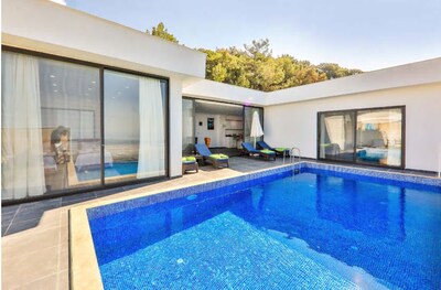 Picture of villa