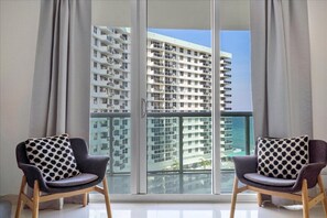 40-3801 S Ocean Dr 8X_39.jpg