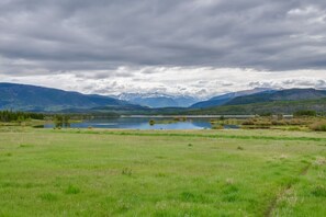 Exterior | Lake & Mountain Views