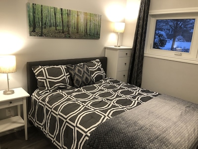 Stunning Niagara Warm,Cozy and Clean Suite Stay