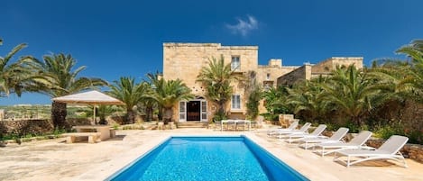 Contemporary Gozo Townhouse | 3 Bedrooms | Villa Lady Titanju |  Stunning Countryside and Sea Views | Xaghra