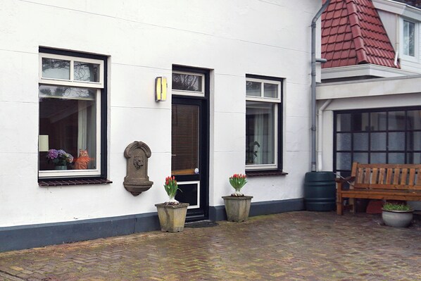 Exterior detail