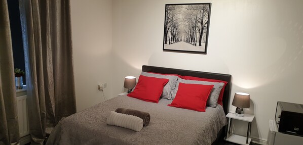 Deluxe Double En-suite Bedroom - 2MW