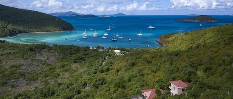 Short walk to world-famous Maho Bay amid the pristine National Park.