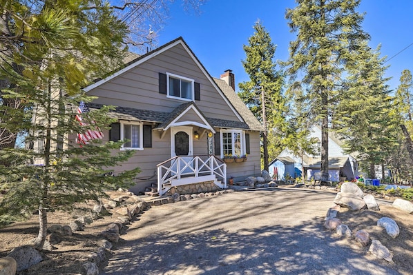 Lake Arrowhead Vacation Rental | 3BR | 2BA | 1,200 Sq Ft | 2 Stories