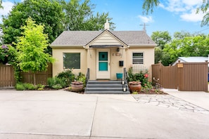 Adorable Cottage - inside and out! Located on quite street in the trendy North End.