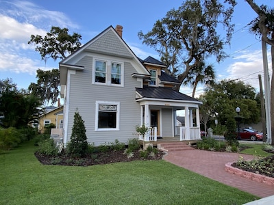 Tarpon Springs House