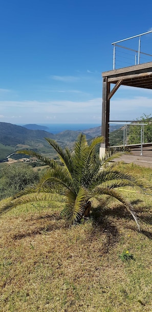 vue splendide entre mer et montagnes 