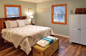 First level queen bedroom with wardrobe