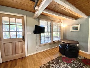 Dining/Living area - TV comes with Netflix and Hulu 