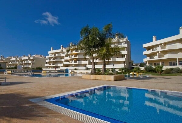Pools & Apartments