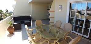 Balcony with Private Barbecue