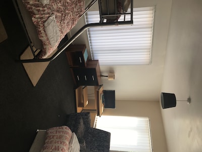 Inviting Apartment 8 mins from Liverpool City
