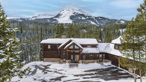Front of Moose Creek Lodge with stunning Lone Peak backdrop