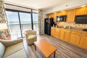 2 Burner Cooktop, Microwave and Full Sized Kitchen