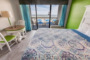 Large Living Area with Views of the Ocean, Beautifully Decorated