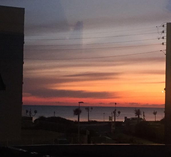 Beach/ocean view