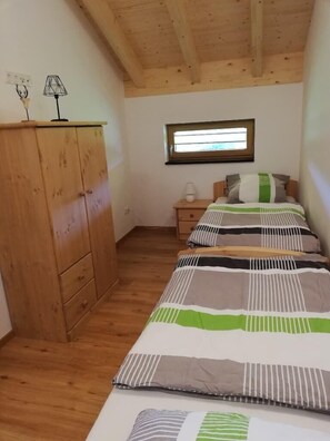 Ferienwohnung Hofblick-Kinderzimmer