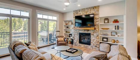 Beautiful Main Living Area with Fantastic Mountain Views in our Winter Park, Colorado Rental