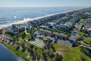 Sea Colony Clubhouse, Shuffleboard, Basketball Court, Pool and private beach access!