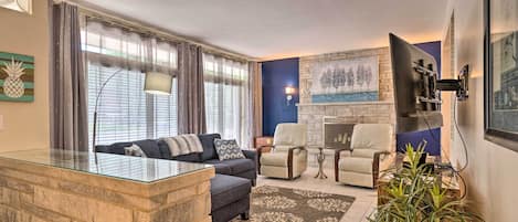 Colorado Springs Vacation Rental | 3BR | 3BA | 2,800 Sq Ft | 2 Steps to Enter