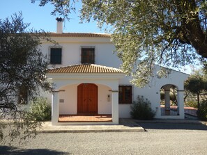 Cortijo Rocas Altas