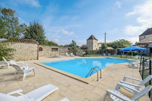 Vue sur piscine