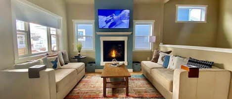 Living Room with Gas Fireplace and Smart TV