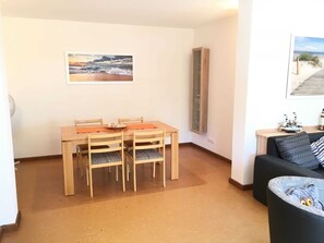 Essbereich im Wohnzimmer