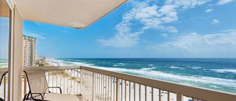 Large balcony with a corner view!