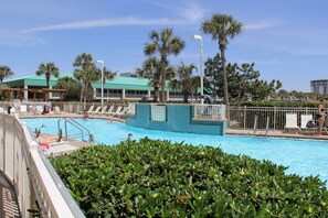 Pelican Beach Resort Pool