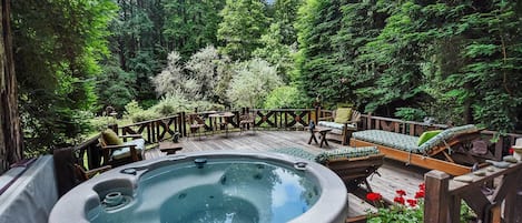 Soak under the redwoods in the professionally maintained tub.
