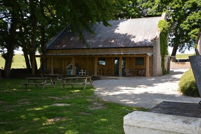 Haddon Grove Farmhouse - glorious group accommodation with pool, games and lots of heart