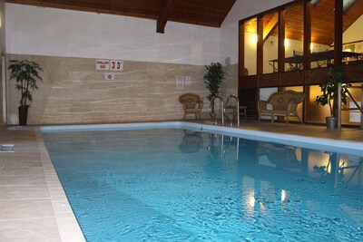 Cuckoo - a wonderful cottage with indoor pool in beautiful countryside near Bakewell