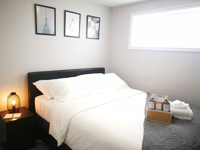 New! 1 bedroom basement suite with private entrance